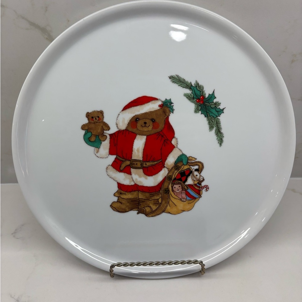 Mikasa Christmas Santa Claus Bear Decorative Serving Christmas Cake Plate